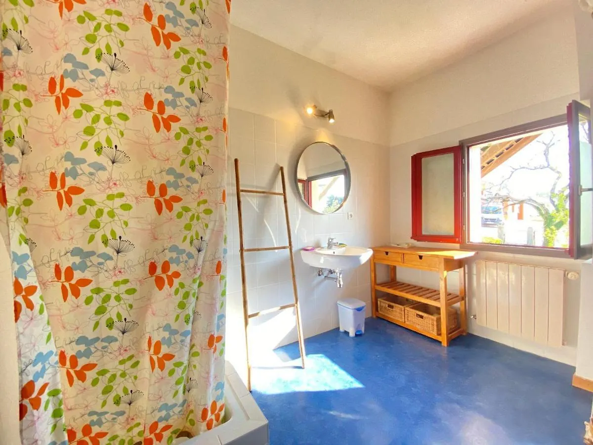 Holiday home Maison Lovagny, 4 Pieces, 8 Personnes - Fr-1-432-16 France